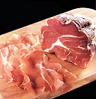 Culatello fatiado: apenas 12 produtores credenciados 